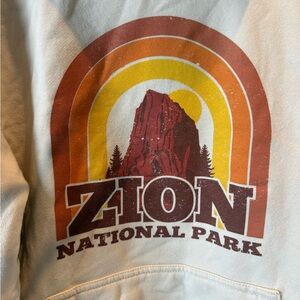 Zion National Park Hoodie EUC Adult Medium